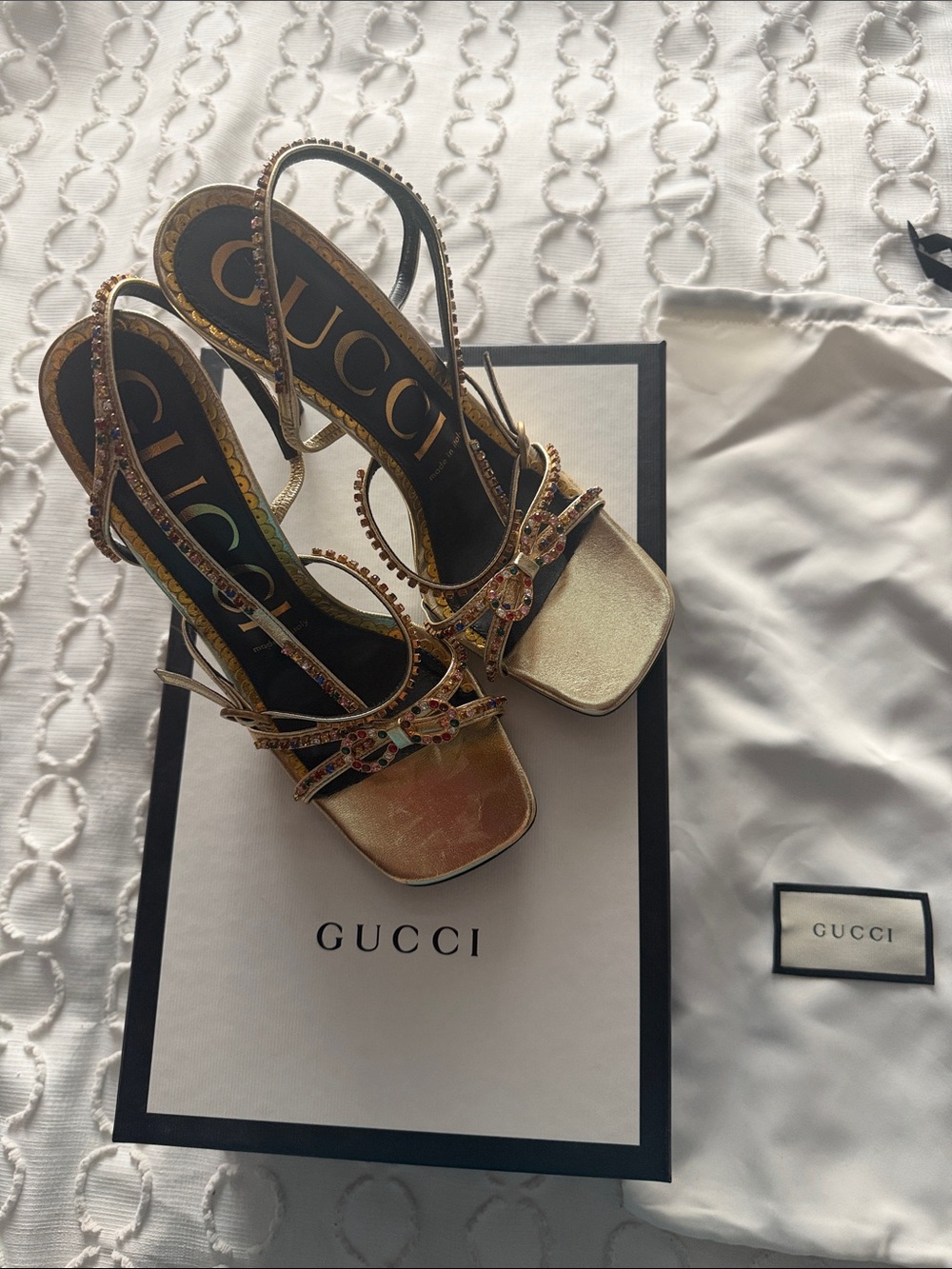 Gucci Gold Jeweled Slingback Heels. New never worn.